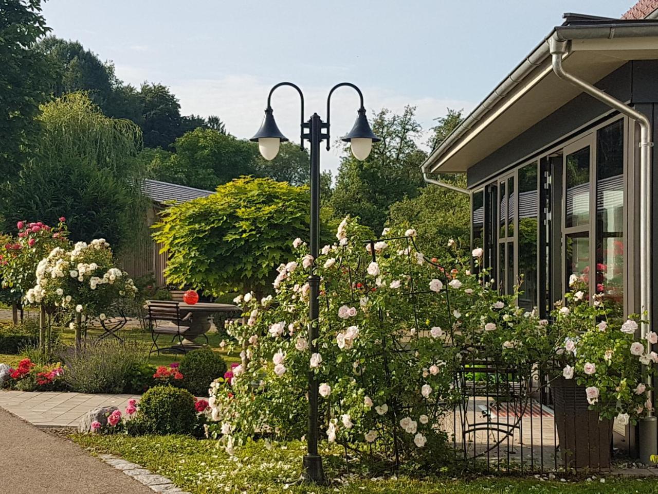 Landgut Apfelrose Hotel ฟรีดริชส์ฮาเฟน ภายนอก รูปภาพ